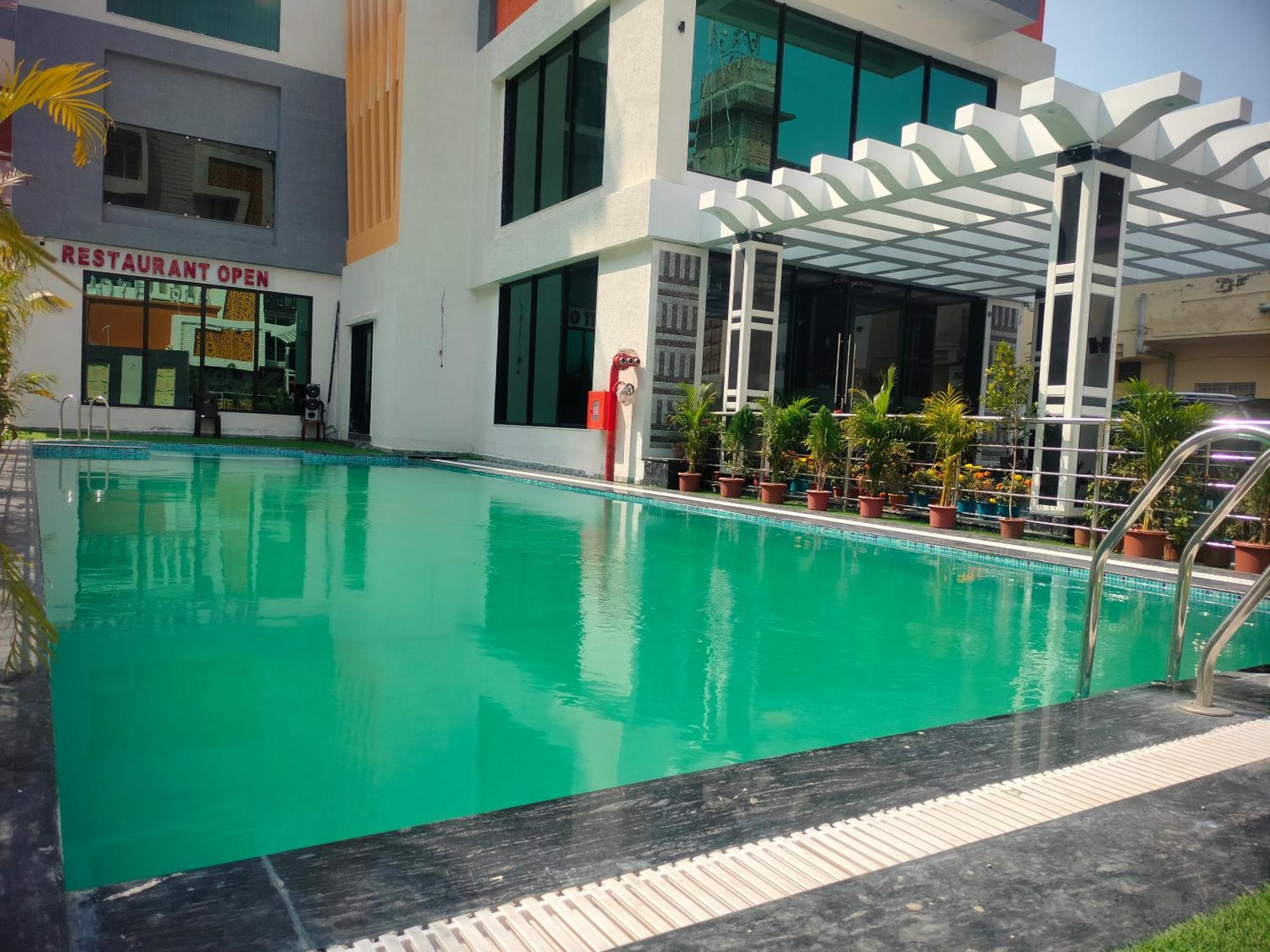 Hotel Riva New Digha à Digha  Extérieur photo