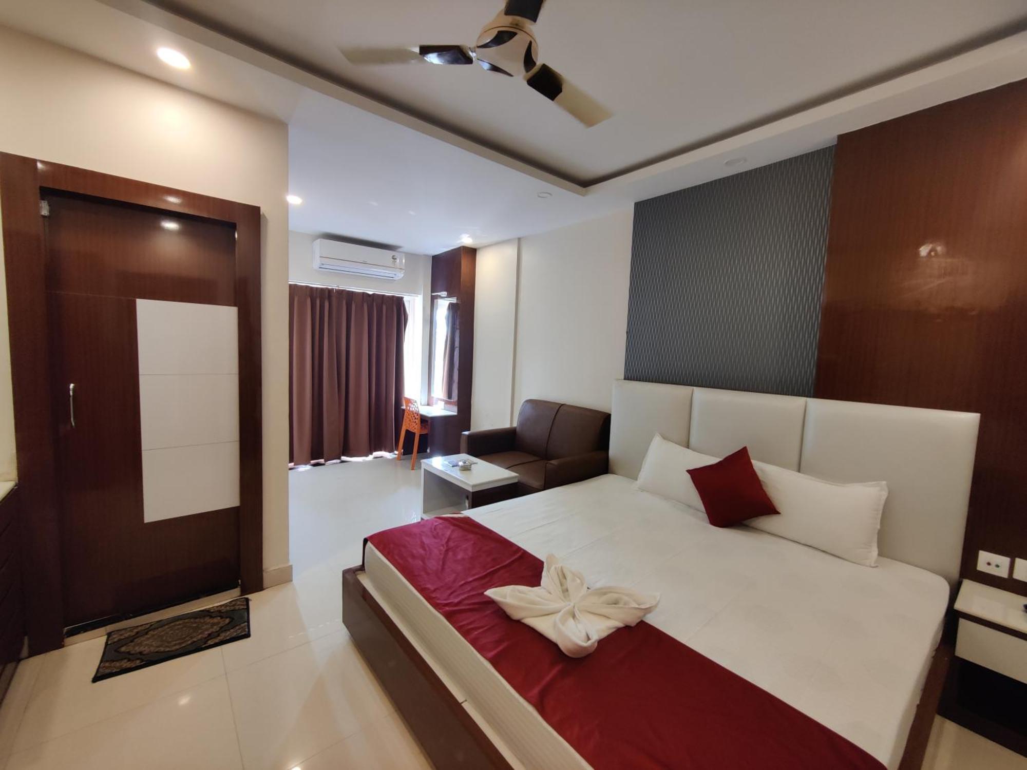 Hotel Riva New Digha à Digha  Extérieur photo